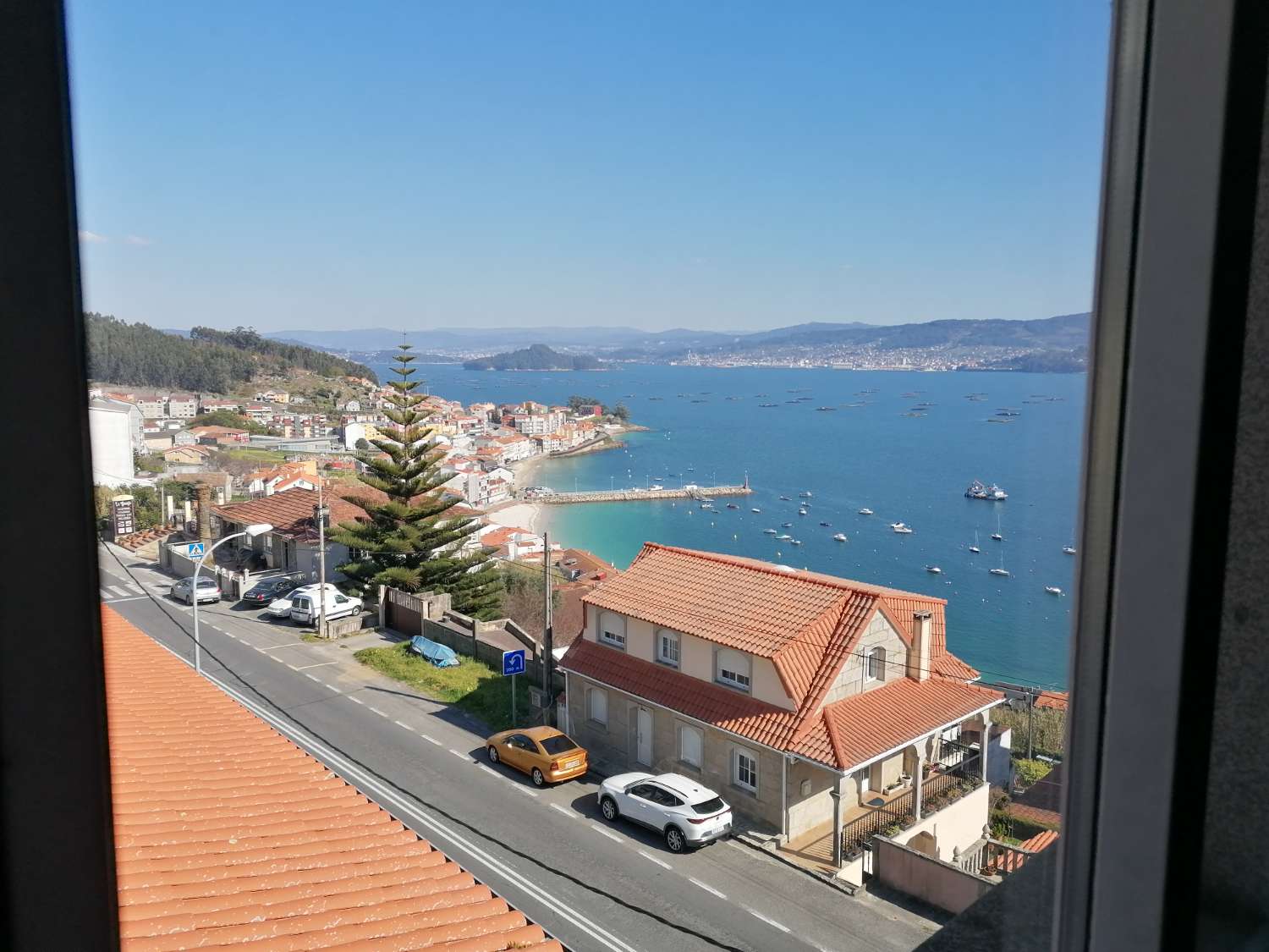 Sanxenxo: Dorron: rent all year, € 450 per month...