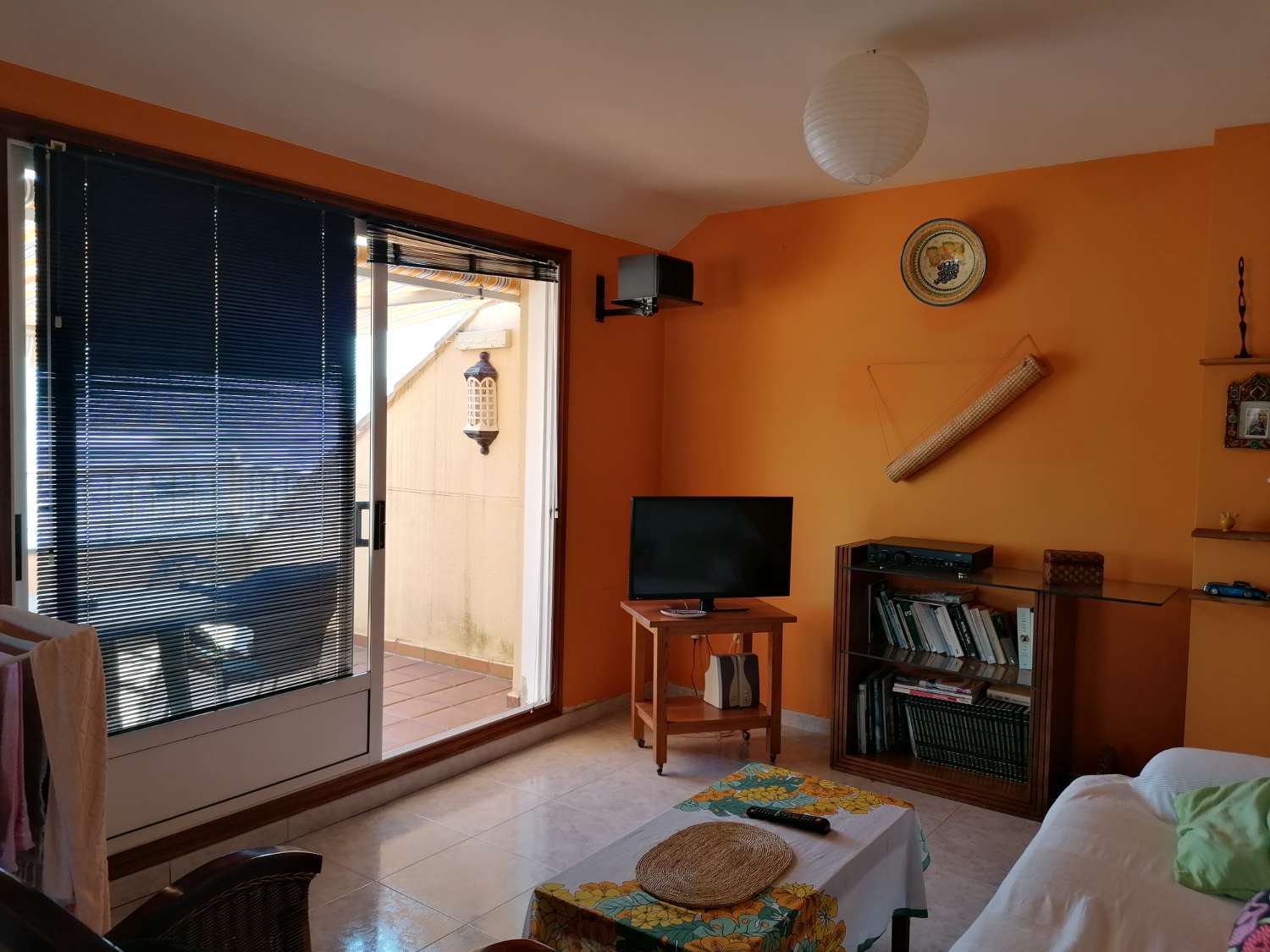 Sanxenxo: Dorron: rent all year, € 450 per month...