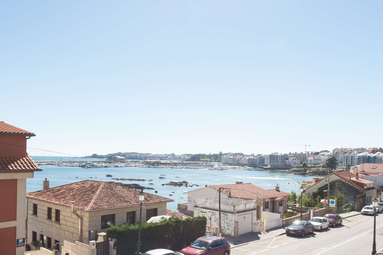 Sanxenxo: A7083: Piso con terraza a 50 mts. del mar...